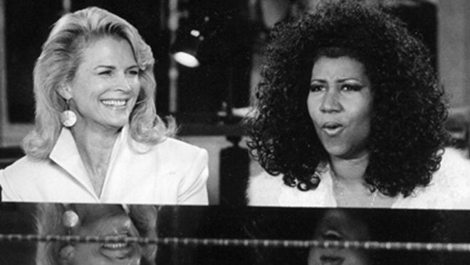 Candice Bergen and Franklin sang "You Make Me Feel Like a Natural Woman" on Bergen's "Murphy Brown" show, June 22, 1992.