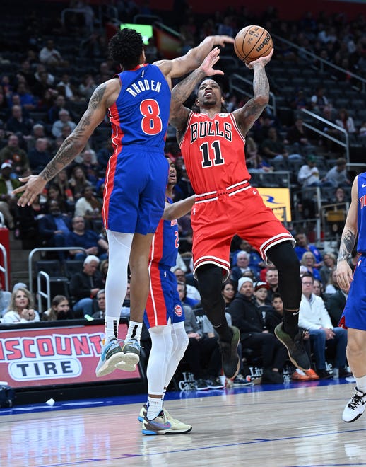 Chicago Bulls forward DeMar DeRozan (11) shoots over Detroit Pistons guard Jared Rhoden (8) in the second quarter.
Detroit Pistons vs Chicago Bulls, Little Caesars Arena, April 11, 2024, in Detroit, MI.