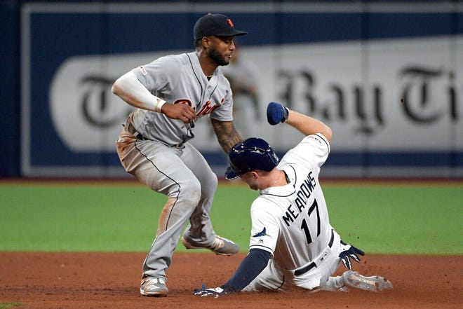 Detroit Tigers second baseman Niko Goodrum tags out Tampa Bay Rays' Austin Meadows (17) who was trying to steal second during the sixth inning.