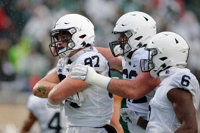 2. Penn State (8-0, 5-0) – The Nittany Lions finished off a challenging stretch with back-to-back wins over Iowa and Michigan followed by a road victory over Michigan State before getting their final bye week. It came at the perfect time as Penn State continues a tough stretch with a trip next week to unbeaten Minnesota before hosting a surging Indiana team heading into the potential first-place showdown with Ohio State. Last week: 2.