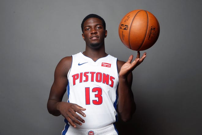 Khyri Thomas: With so many injuries, Thomas would have been in line for a significant increase in playing time, but opportunity has eluded him, as it did last season. He had a broken foot and has played in just two games. GRADE: Incomplete