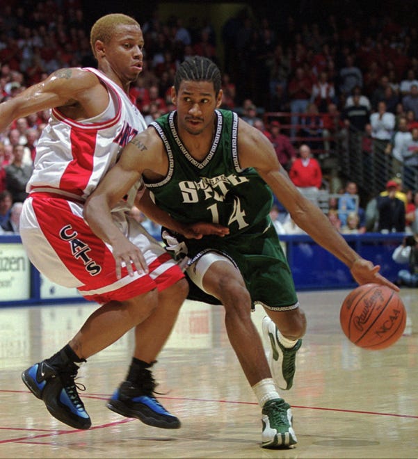17. Charlie Bell (1997-2001): A prolific scorer coming out of Flint, Bell was part of one of the most impressive stretches in team history. Michigan State won the Big Ten championship in all four of Bell’s seasons and reached the Final Four in the last three, bringing home the national championship in 2000. Bell started 136 games during his time and as a senior, was forced to play point guard and still was first-team All-Big Ten and named a third-team All-American by the Associated Press.
