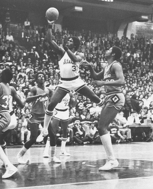 12. Jay Vincent (1977-81): Vincent was a key piece to the 1979 championship run, even as he was hobbled during the tournament by a foot injury. He fought through it to help the Spartans earn a title, then emerged as a standout his final two seasons, averaging 21.6 points and 7.7 rebounds as a junior, and 22.6 points and 8.5 rebounds as a senior. He earned All-American honors that season and with 1,914 points, ranks seventh in program history.