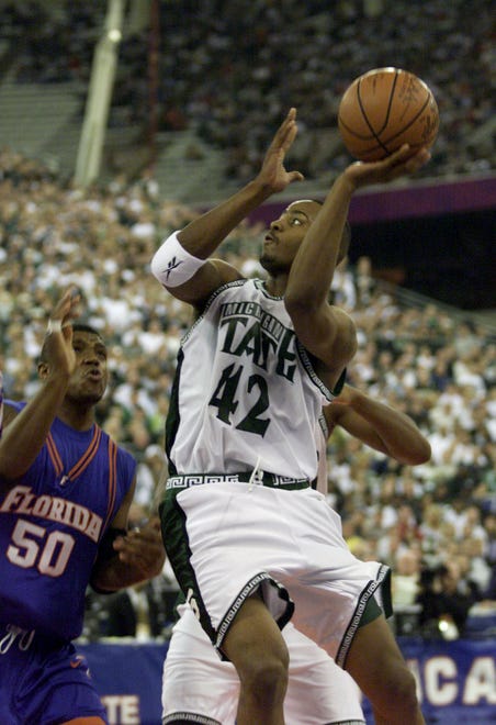 11. Morris Peterson (1995-2000): As Mateen Cleaves’ running mate for four seasons, a run that culminated with the 2000 national title, Peterson hardly took a back seat. He averaged 16.8 points and six rebounds as a senior while shooting 42.5 percent on 3-pointers and being named Big Ten Player of the Year. A consensus second-team All-American as a senior whose No. 42 has been retired, Peterson earned first-team All-Big Ten honors as a junior, the first to do so without being a starter.