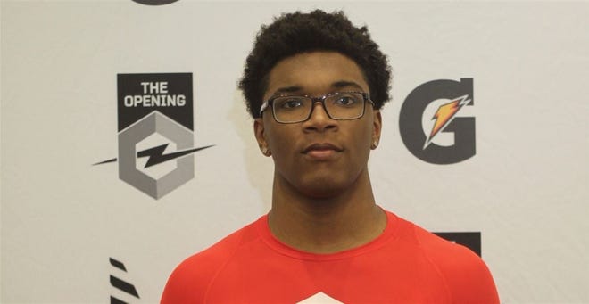 Kechaun Bennett, Suffield (Conn.) Academy, defensive end, 6-4, 220 pounds, four stars. Also an excellent wrestler. Chose Michigan over 17 other offers including Duke, California, Notre Dame and Nebraska. Figures to add weight and play strong-side end at Michigan.