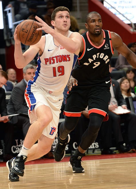 Svi Mykhailiuk — Stats: 9 points, 1.9 rebounds, 40% 3FG in 56 games. Age: 22. Analysis: When he got more playing time, Mykhailiuk took off, boosting his average to 12 points. He became one of the most consistent 3-point shooters and got more confident going to the rim. Midseason: B-minus. Final: B.