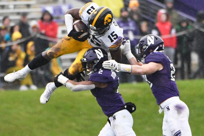 Iowa – Tyler Goodson, RB: Goodson overcame some inconsistency early on as a true freshman but closed the season as the No. 1 option in the backfield for the Hawkeyes. He gained 638 yards on the ground in 2019 while scoring five touchdowns, and he proved to be effective in the passing game, as well, catching 24 passes for 166 yards. He scored a touchdown in each of the final four games last season, building plenty of momentum heading into his sophomore season.