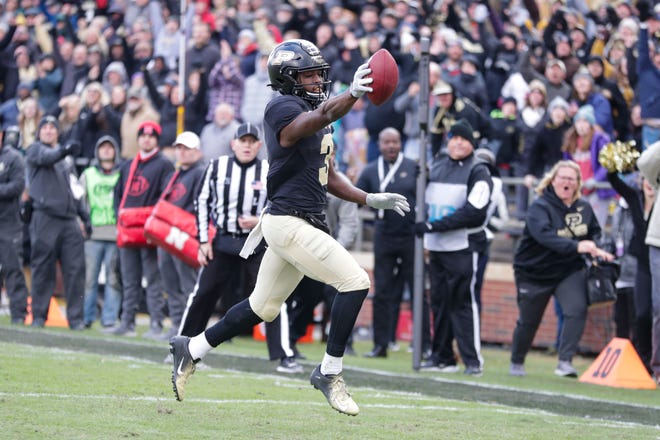 Purdue – David Bell, WR: The Big Ten Freshman of the Year and a freshman All-American, Bell had what might already be declared a breakout in 2019 as he caught 86 passes for 1,035 yards and seven touchdowns. Whether those numbers are matched or exceeded in 2020 remains to be seen as the Boilermakers welcome back Rondale Moore, providing a chance for one heck of a 1-2 punch in the passing game.