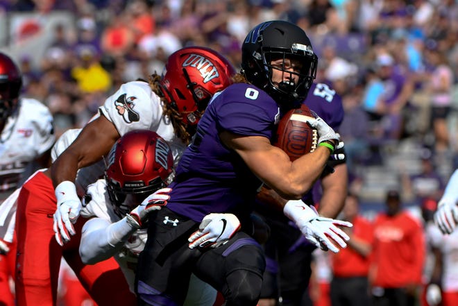Northwestern – Drake Anderson, RB: With injuries slowing Isaiah Bowser last season, Anderson took advantage as a redshirt freshman, leading the Wildcats with 634 rushing yards while scoring three touchdowns. Northwestern’s offense is counting on a bounce-back from a miserable 2019 and Anderson could be a big part of the rebound.