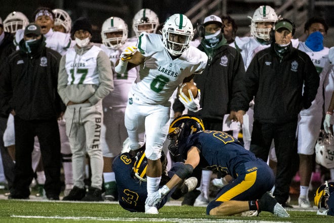 Donovan Edwards, West Bloomfield, running back, 5-11, 195 pounds, four stars. Edwards had 1,021 rushing yards and 17 TDs this season in nine games before West Bloomfield’s season was put on hold. He is ranked the No. 2 running back in the nation and the No. 1 player overall in the state by 247Sports. He chose the Wolverines over Georgia, Alabama, LSU, Notre Dame and Penn State.