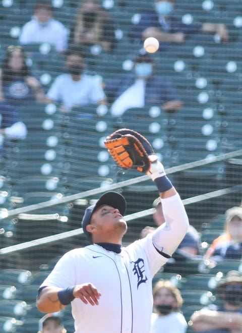 Tigers first baseman Miguel Cabrera catches a popup in foul territory in the ninth inning.
