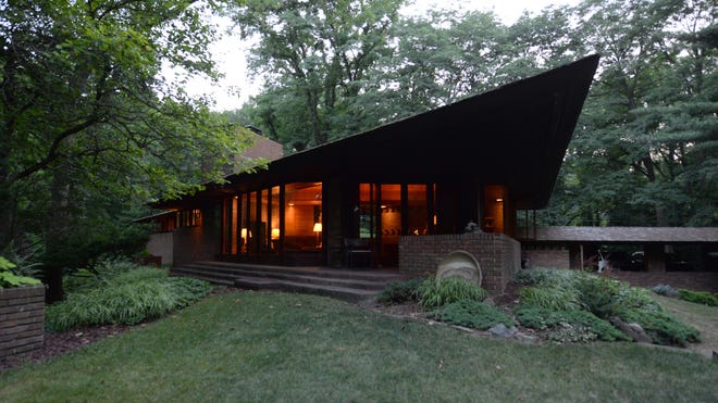The Palmer House is situated on two-wooded acres in Ann Arbor and features one of Wright's signature cantilevered roofs.
