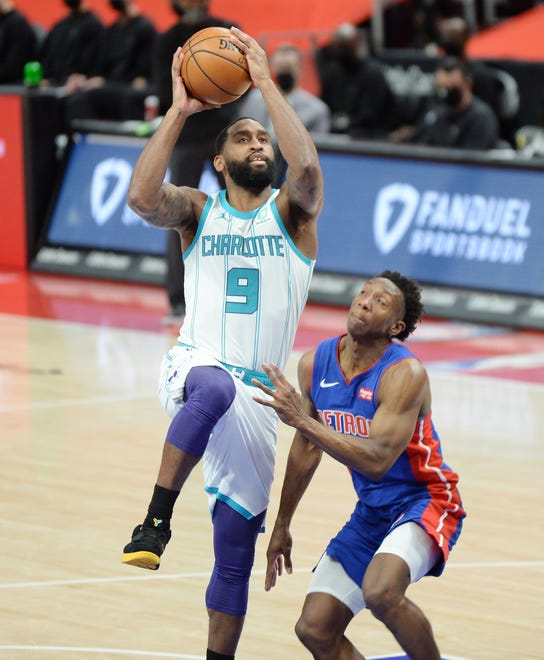 Charlotte Hornets' Brad Wannamaker shoots over Detroit Pistons' Saben Lee in the second quarter of their game at Little Caesars Arena in Detroit, May 4, 2021.
