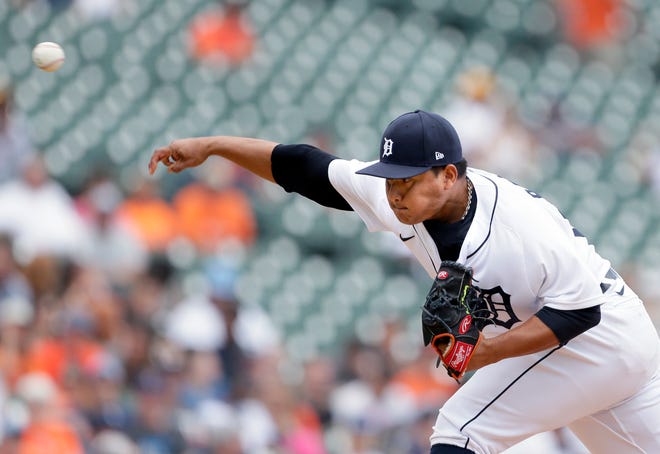 Tigers reliever Erasmo Ramirez pitches in the fourth inning.