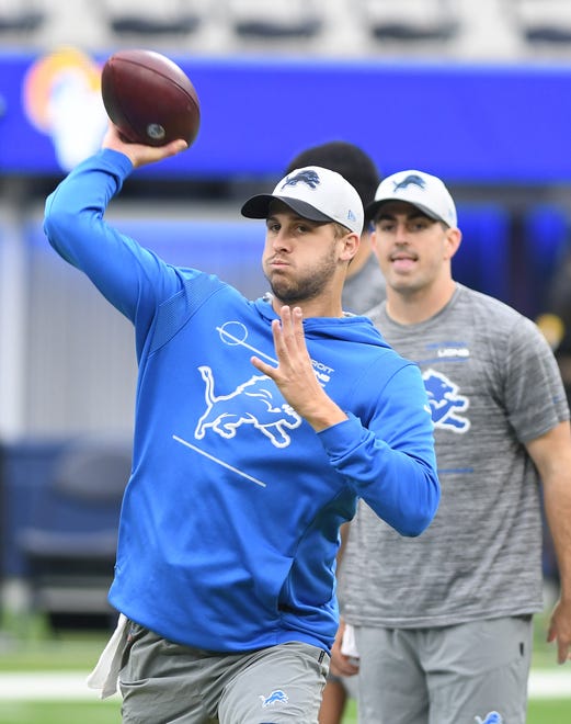 Lions quarterback Jared Goff warms up before the game.