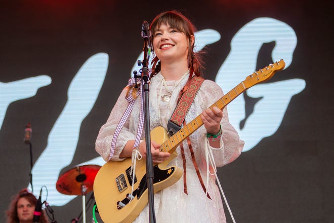 Rhian Teasdale of the band 'Wet Leg', performs at the Glastonbury Festival on June 24, 2022.