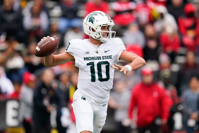 Michigan State quarterback Payton Thorne looks to pass against Maryland during the first half.