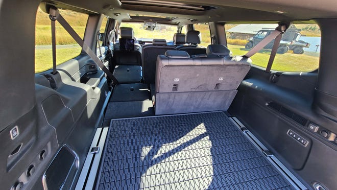 With a foot more lenght, the 2023 Jeep Wagoneer L gains 16 cubic feet of cargo room.