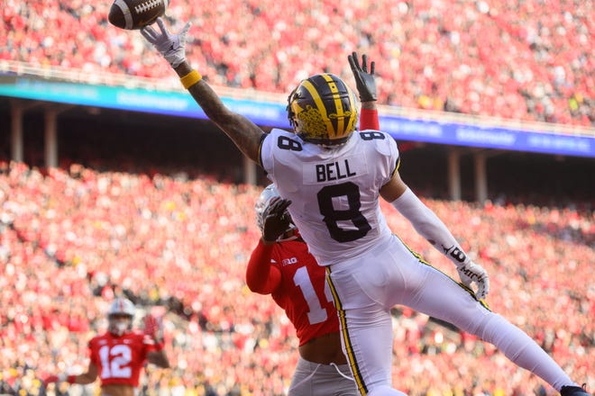 Ohio State safety Ronnie Hickman received a pass interference penalty on this play with Michigan wide receiver Ronnie Bell during the fourth quarter.