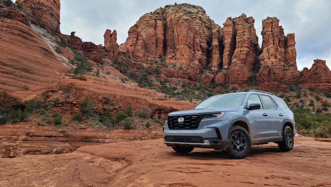 The off-road capability of the 2023 Honda Pilot TrailSport allows it to visit remote scenery like Chapel Butte on the Broken Arrow trail in Sedona, Arizona.
